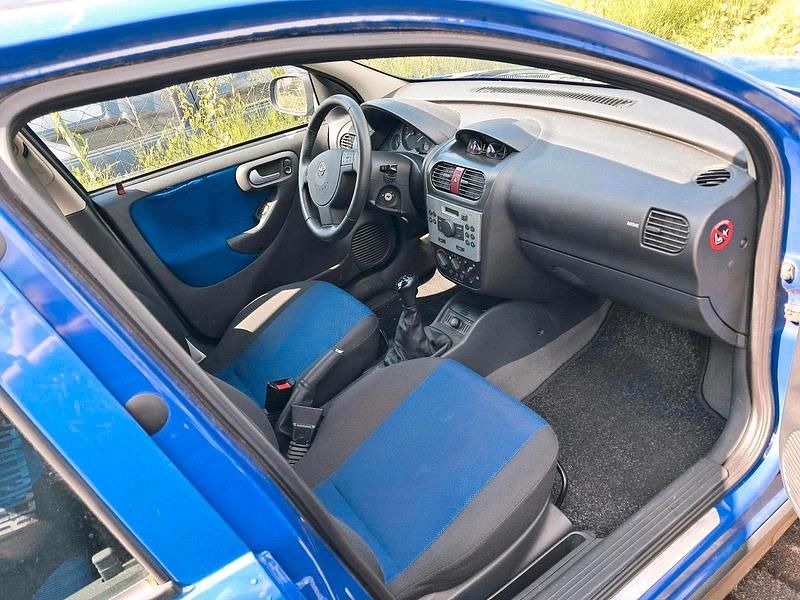 Gebraucht Opel Corsa 60 PS (44 kW) 2005 Blau Kleinwagen