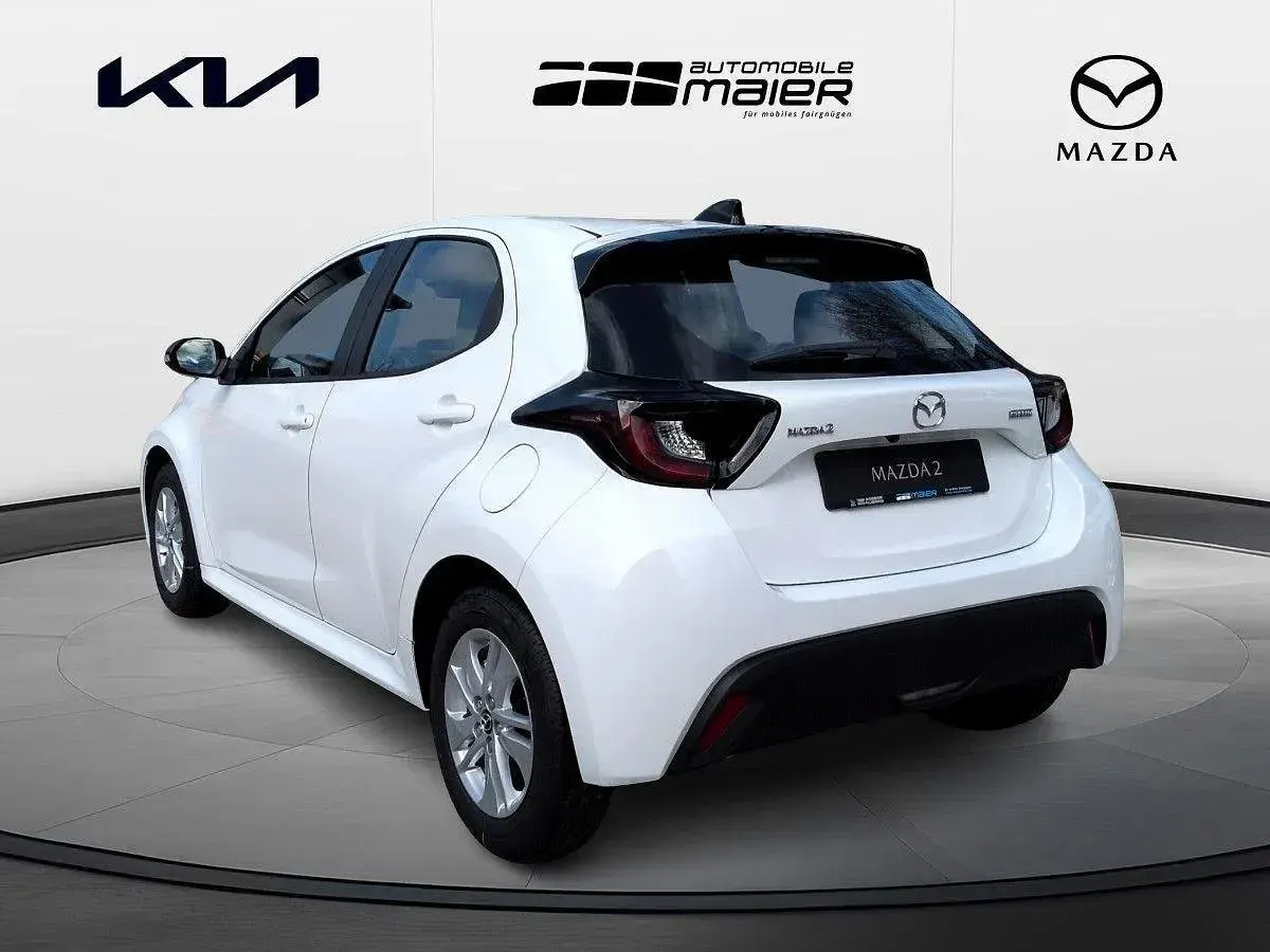 Neu Mazda 2 Center-Line 116 PS (85 kW) 2025 Weiß Kleinwagen
