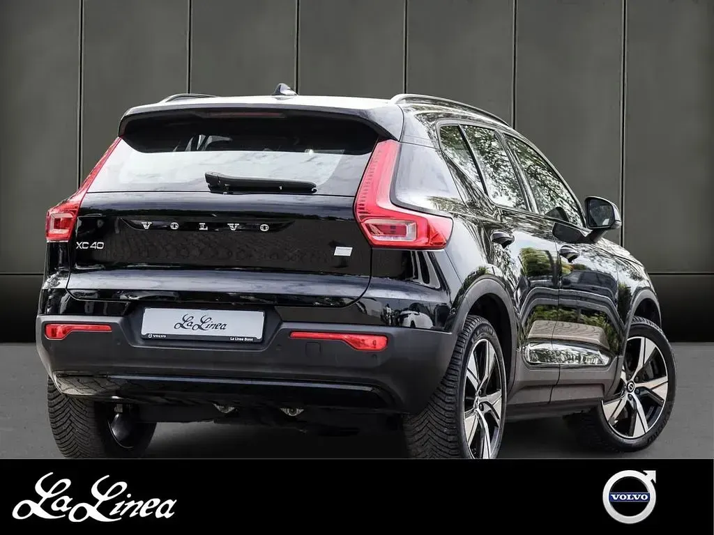 Gebraucht Volvo XC40 Plus 169 kW (231 PS) 2022 Schwarz SUV