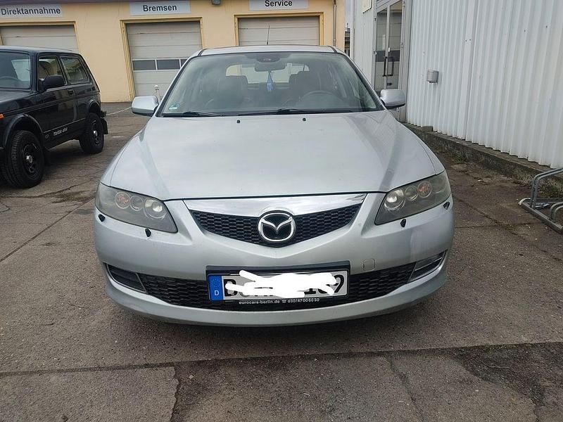 Usado Mazda 6 Active Plus 166 HP (122 kW) 2006 Prateado Sedan
