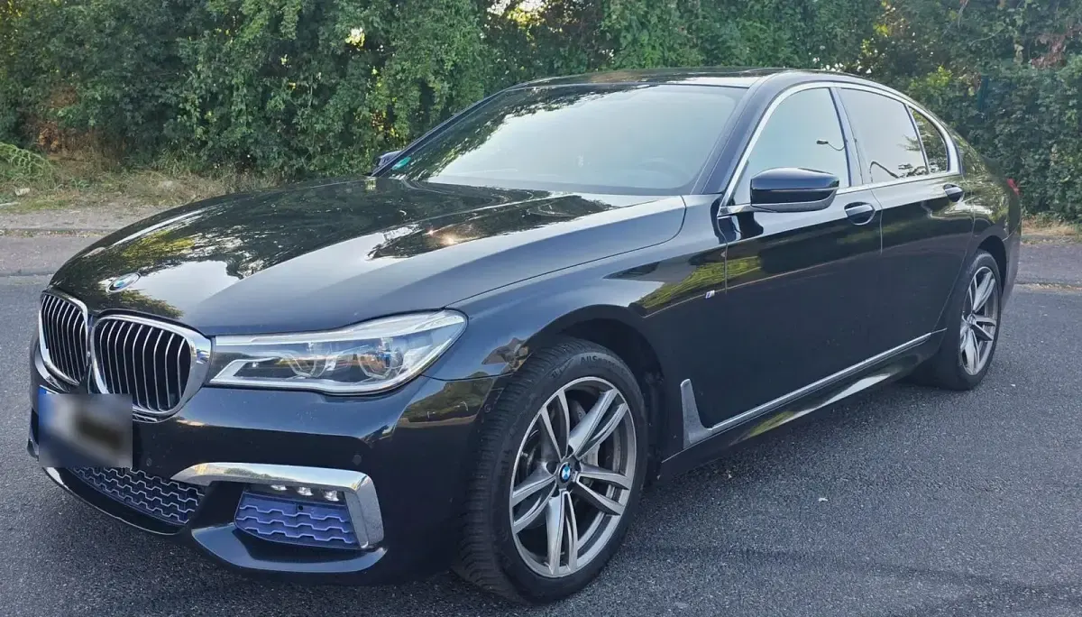 Gebraucht BMW 730 M Sport 265 PS (194 kW) 2017 Schwarz Limousine