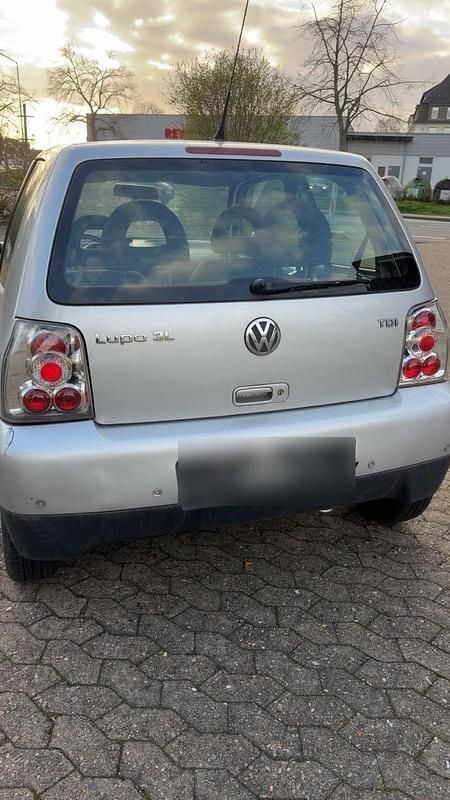 Gebraucht VW Lupo 61 PS (44 kW) 2004 Silber Kleinwagen