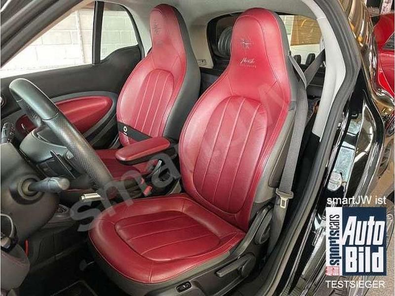 Schwarz Gebraucht 2018 Smart ForTwo Coupé Brabus Kleinwagen | 33.800 € - Bild 1/4