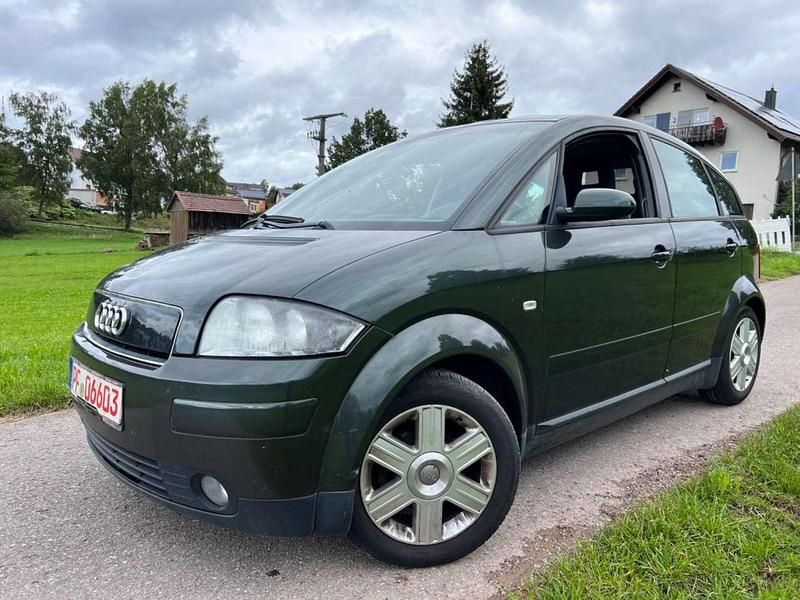 Piniengrün perleffekt Gebraucht 2002 Audi A2 Kleinwagen | 1.998 € (Fairer Preis) - Bild 1/4