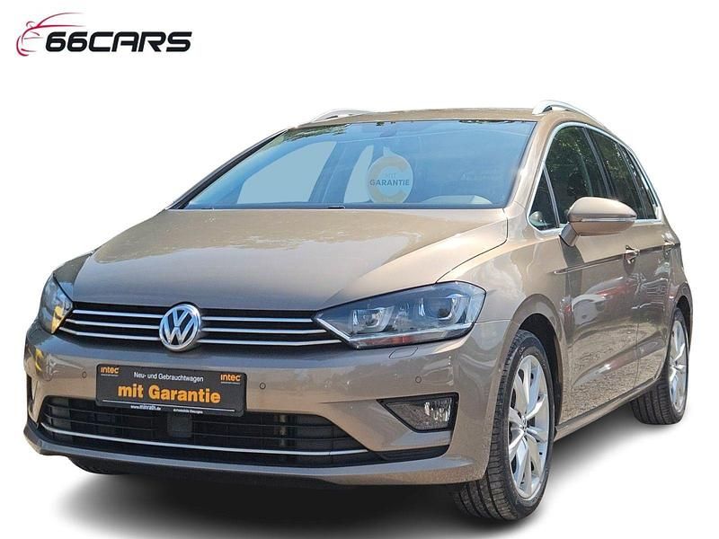 Gold Gebraucht 2015 VW Golf Sportsvan Highline Van / Kleinbus | 13.480 € (Fairer Preis) - Bild 1/4