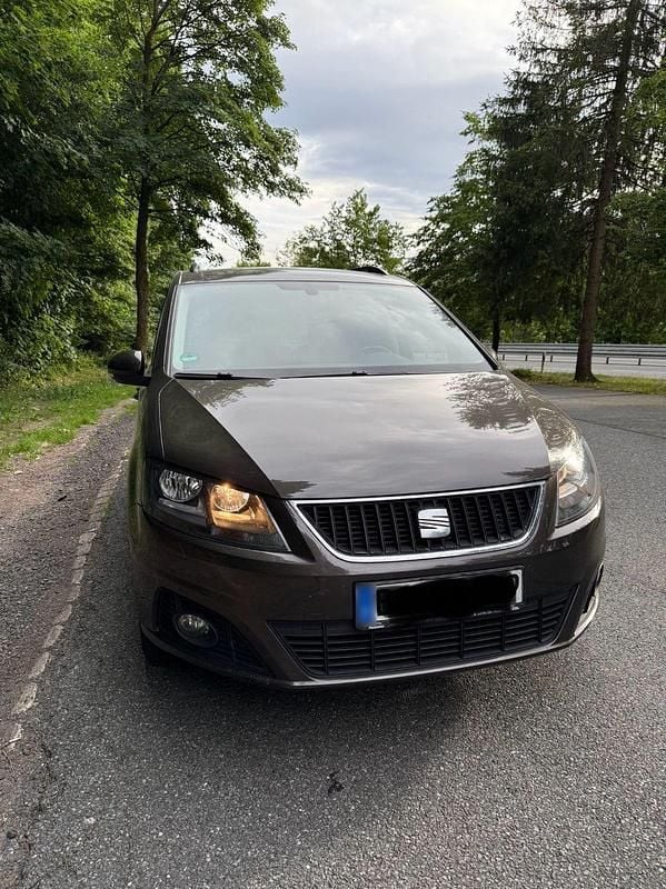 Gebraucht Seat Alhambra Style 150 PS (110 kW) 2015 Braun Van / Kleinbus