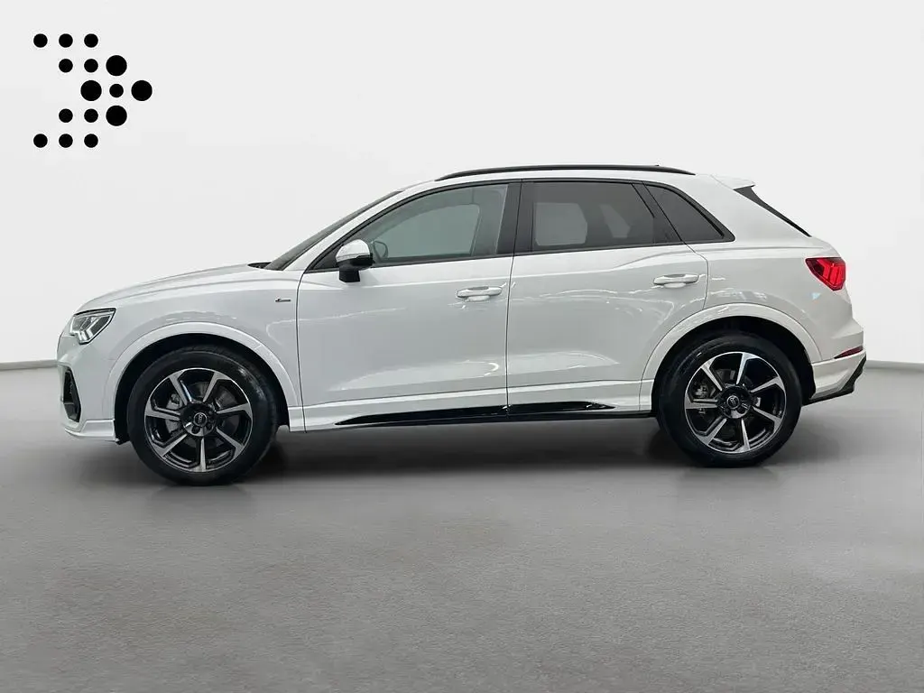 Gebraucht Audi Q3 S-Line 190 PS (139 kW) 2026 Weiß SUV
