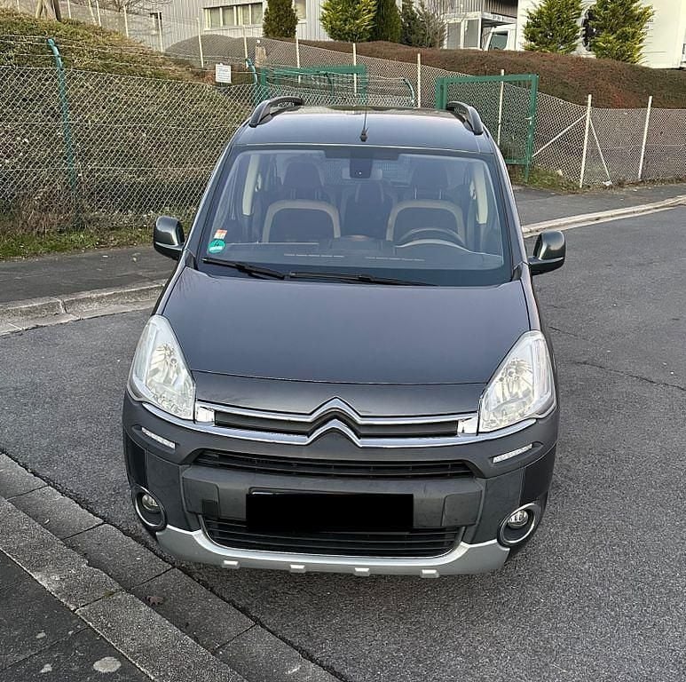 Gebraucht Citroën Berlingo XTR 114 PS (83 kW) 2014 Grau Van / Kleinbus