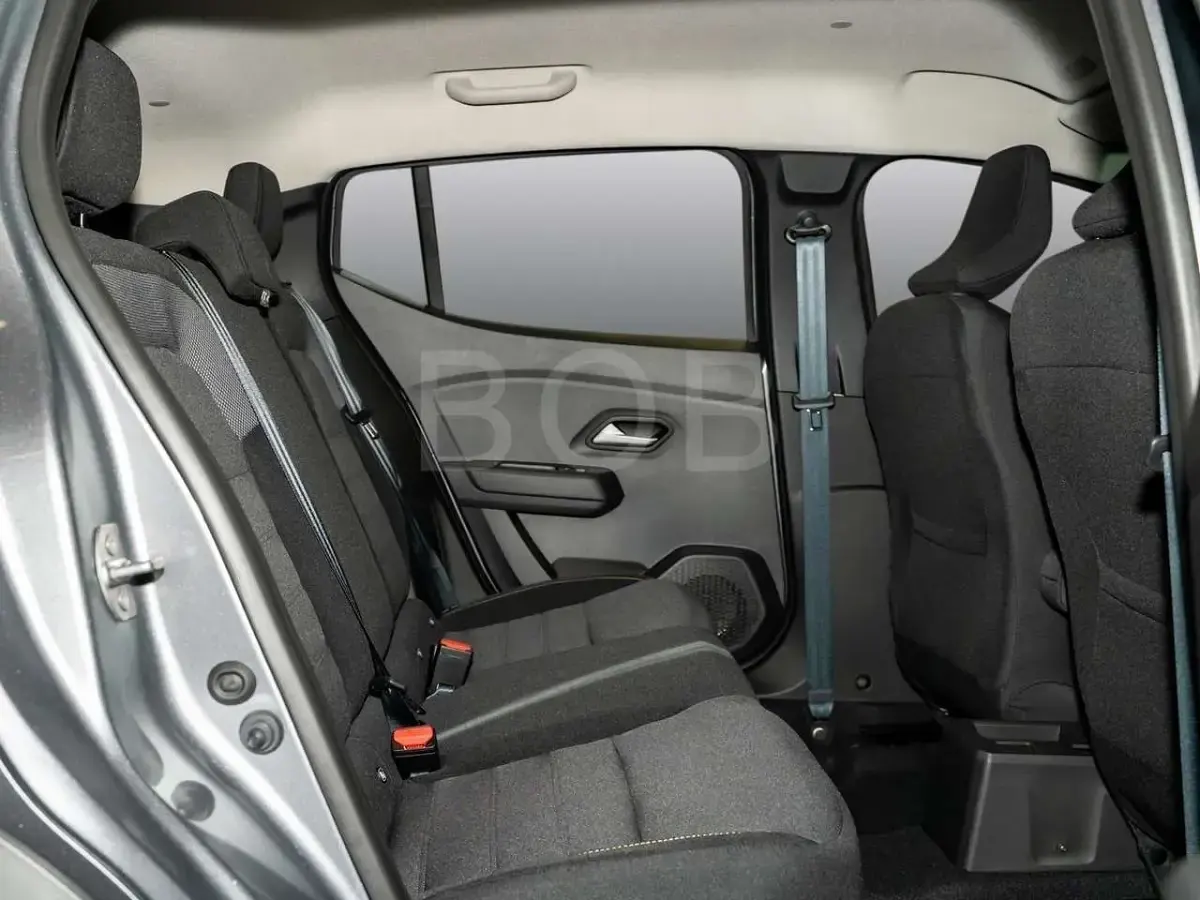 Neu Dacia Sandero Expression 91 PS (66 kW) 2025 Dolomitgrau Limousine
