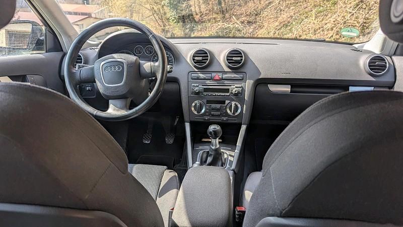 Gebraucht Audi A3 140 PS (102 kW) 2005 Schwarz Kleinwagen