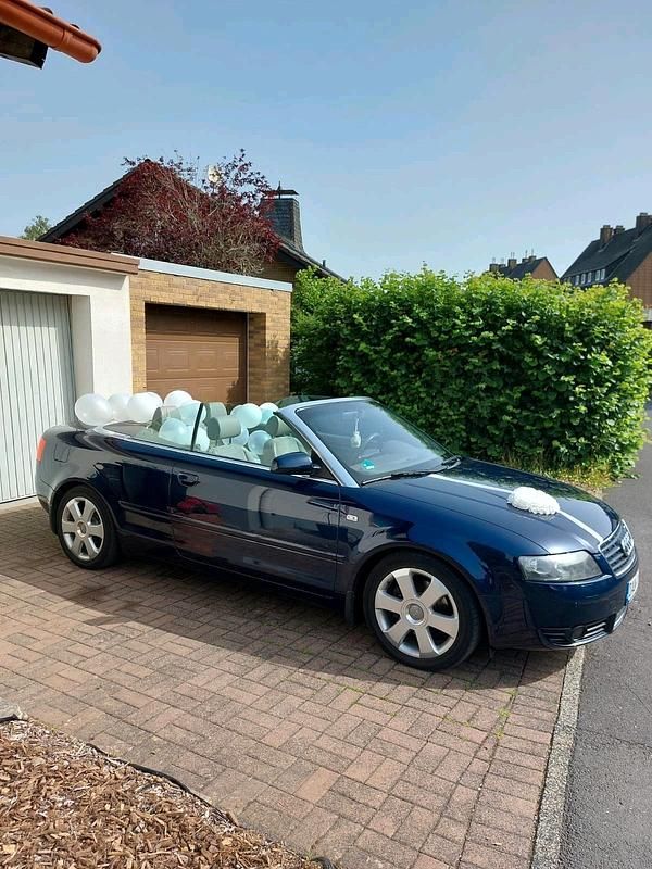 Blau Gebraucht 2005 Audi A4 Cabriolet Cabrio | 4.199 € (Fairer Preis) - Bild 1/4
