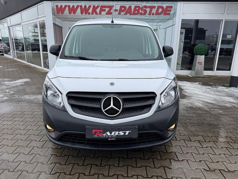 Gebraucht Mercedes Citan 108 80 PS (58 kW) 2021 Weiß Van / Kleinbus