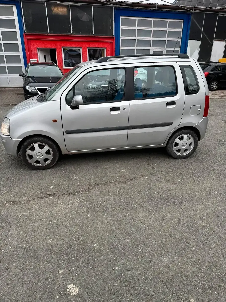 Gebraucht Opel Agila 75 PS (55 kW) 2001 Silber Van / Kleinbus
