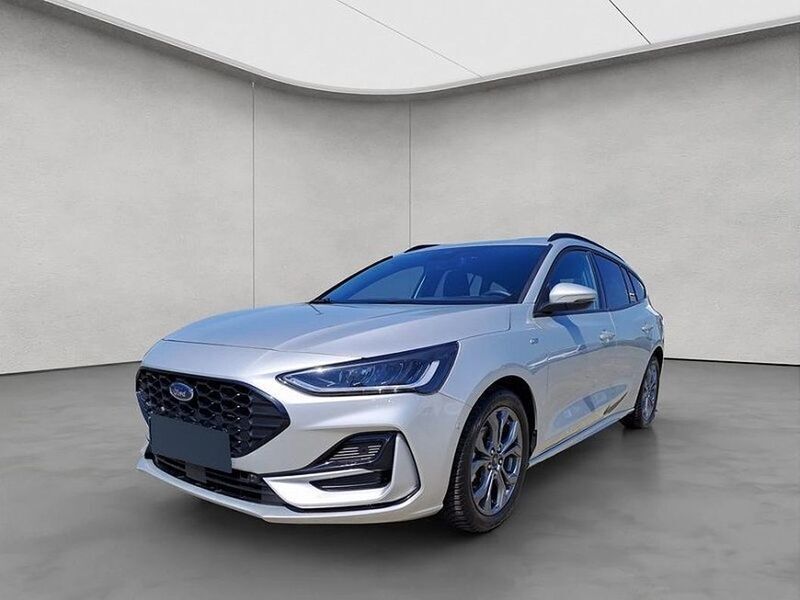 Silber Gebraucht 2023 Ford Focus ST-Line X | 21.749 € (Superpreis) - Bild 1/4