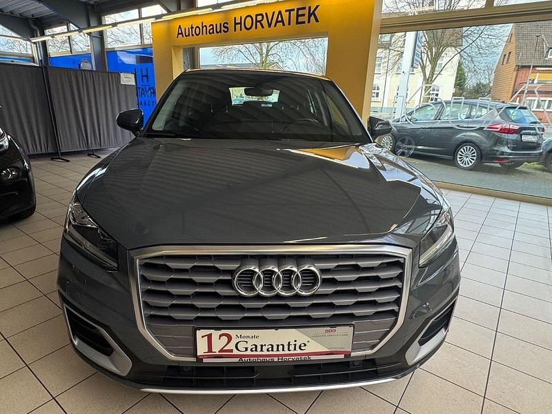 Gebraucht Audi Q2 Sport 150 PS (110 kW) 2017 Grau SUV