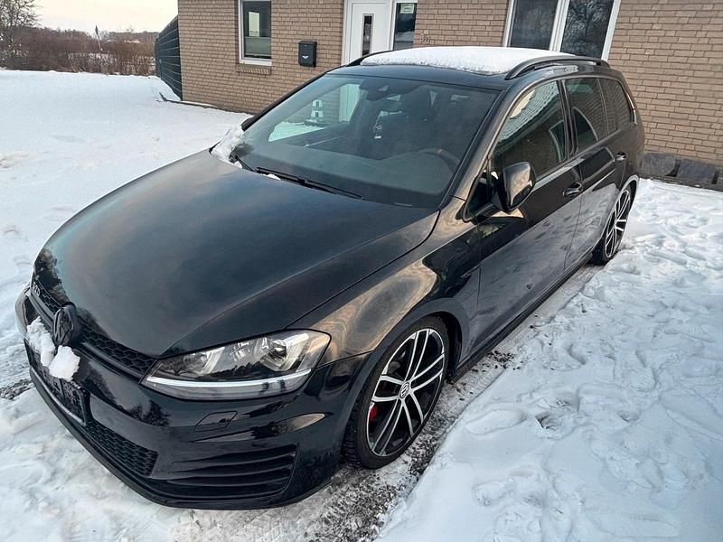 Gebraucht VW Golf VII GTD 185 PS (136 kW) 2016 Schwarz Kombi