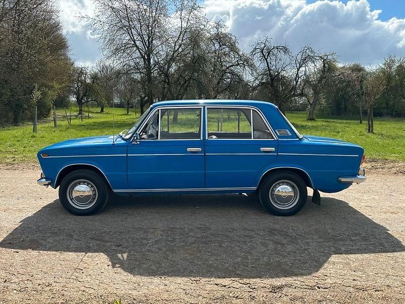 Gebraucht Lada 2103 75 PS (55 kW) 1978 Blau Limousine