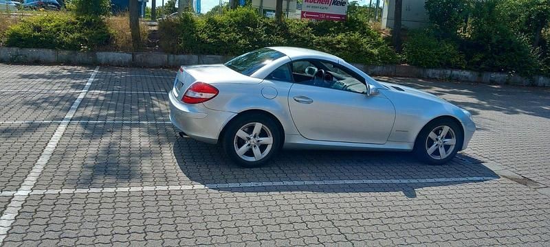 Gebraucht Mercedes SLK200 163 PS (119 kW) 2004 Silber Cabrio