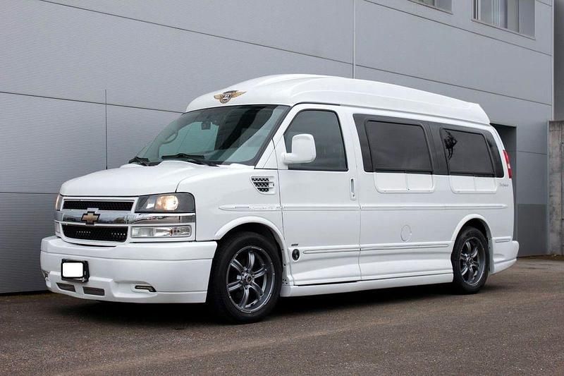 Gebraucht Chevrolet Express SE 314 PS (230 kW) 2014 Weiß Van / Kleinbus