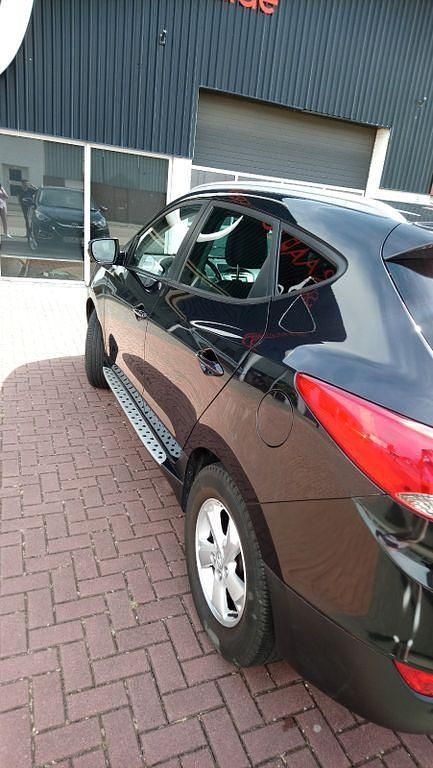 Gebraucht Hyundai ix35 Comfort 163 PS (119 kW) 2010 Schwarz SUV