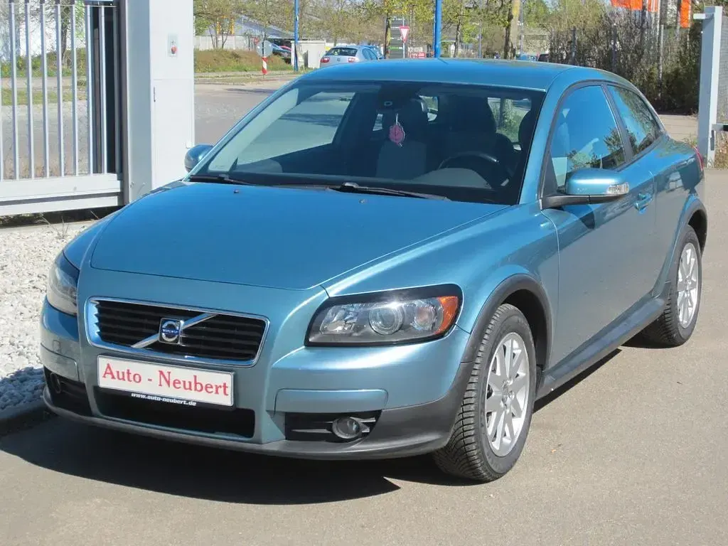 Gebraucht Volvo C30 Momentum 101 PS (74 kW) 2007 Orinoco blue (metallic) Kleinwagen
