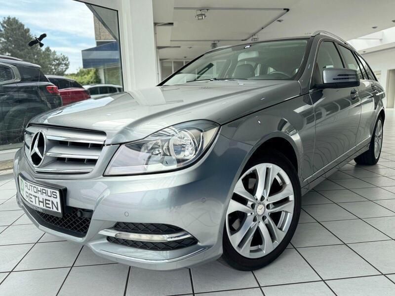 Silber Gebraucht 2013 Mercedes C200 Avantgarde Kombi | 15.590 € (Teuer) - Bild 1/4