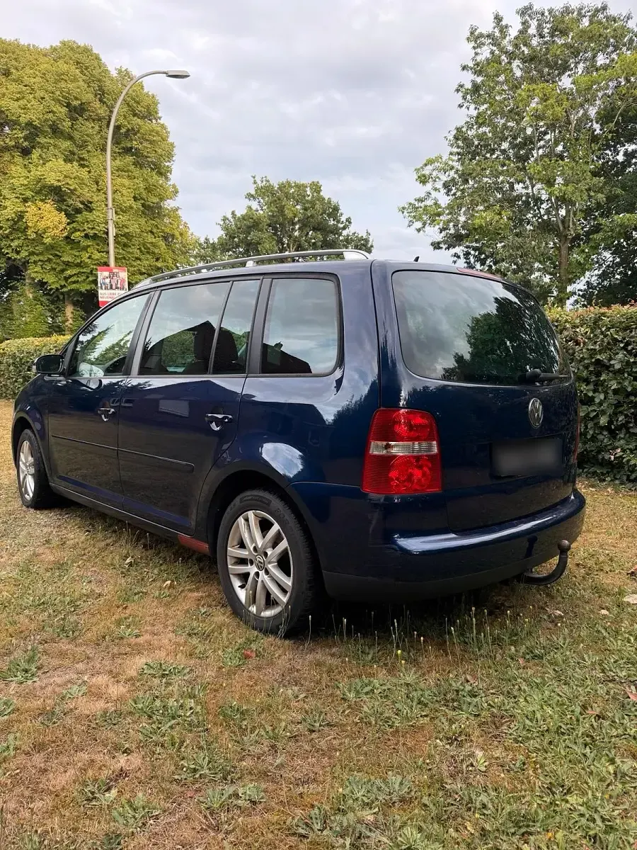 Gebraucht VW Touran 140 PS (102 kW) 2006 Blau Van / Kleinbus