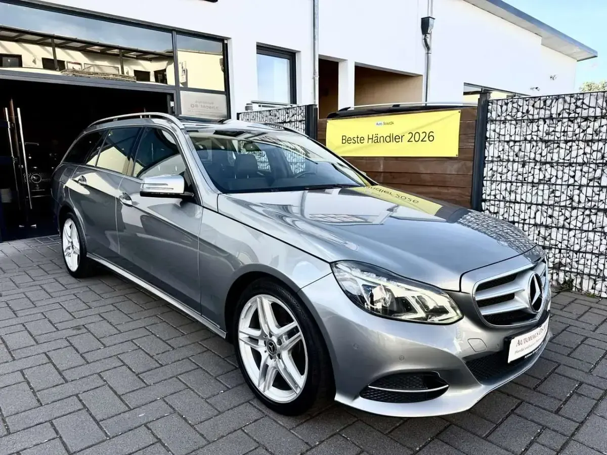 Gebraucht Mercedes E250 Avantgarde 204 PS (150 kW) 2013 Palladiumsilber Kombi