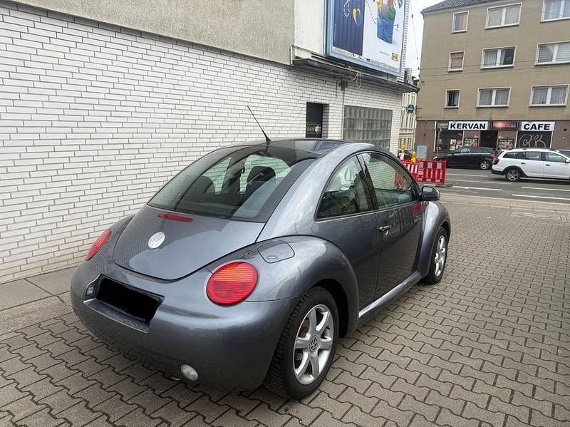 Gebraucht VW New Beetle 75 PS (55 kW) 2004 Grau Kleinwagen