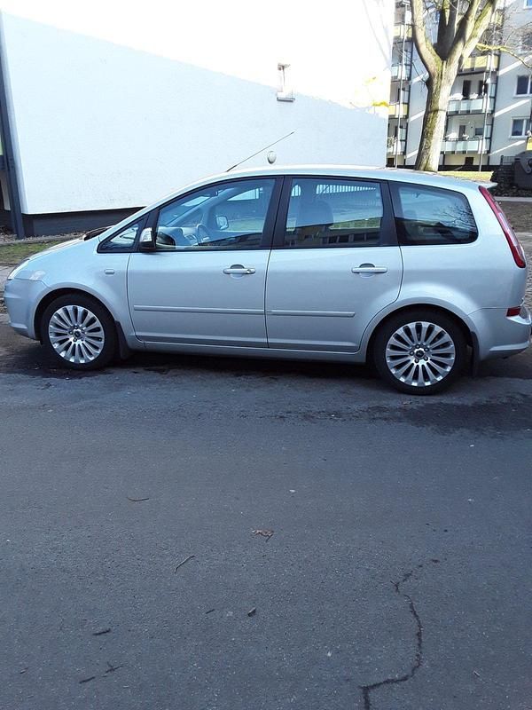 Gebraucht Ford C-MAX Titanium 145 PS (106 kW) 2010 Silber Van / Kleinbus