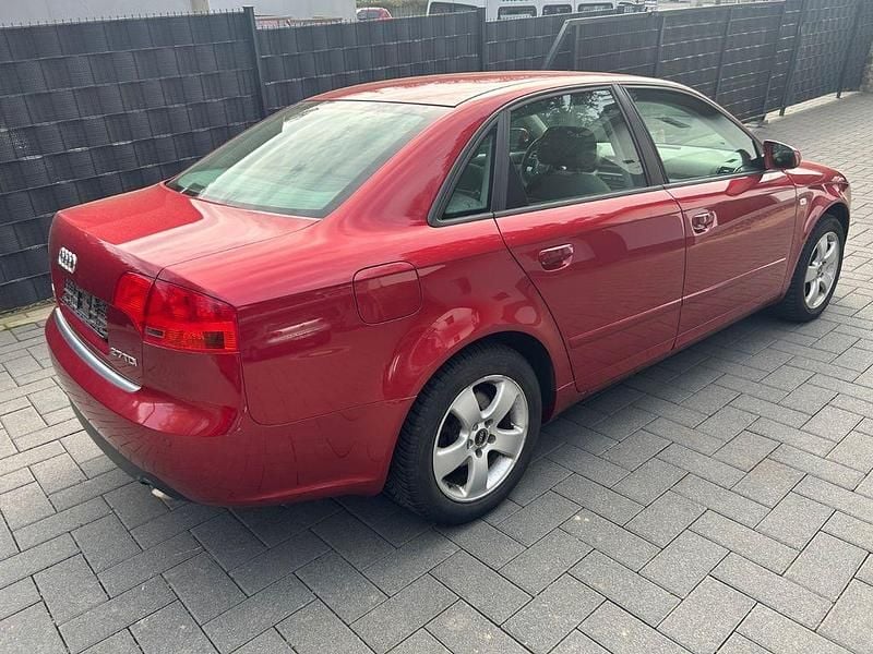 Gebraucht Audi A4 179 PS (131 kW) 2007 Rot Limousine
