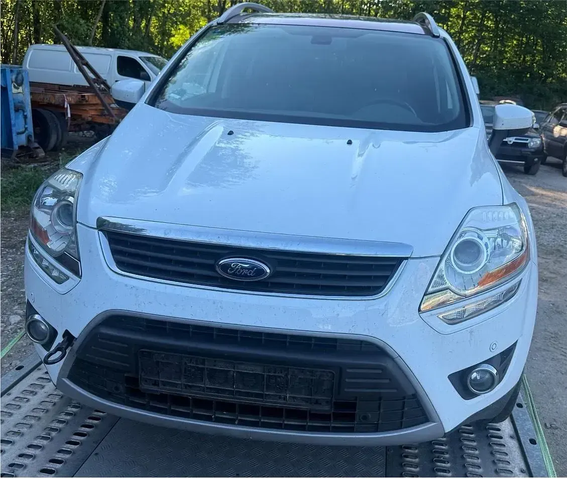 Gebraucht Ford Kuga 140 PS (102 kW) 2012 Weiß SUV