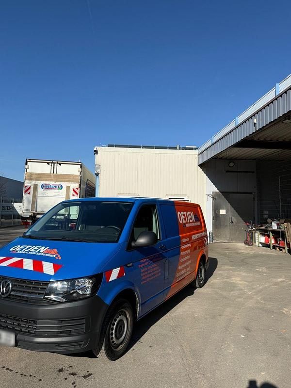 Gebraucht VW Transporter 150 PS (110 kW) 2018 Weiß Van