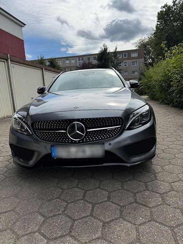 Grau Gebraucht 2017 Mercedes C43 AMG AMG Kombi | 25.500 € (Guter Preis) - Bild 1/4