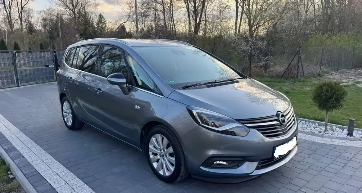 Gebraucht Opel Zafira Innovation 140 PS (102 kW) 2017 Grau Van / Kleinbus