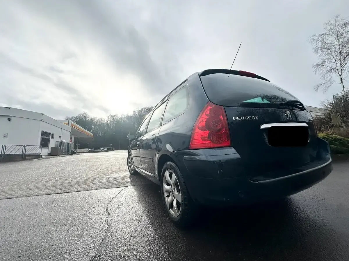 Gebraucht Peugeot 307 110 PS (80 kW) 2008 Blau Kombi