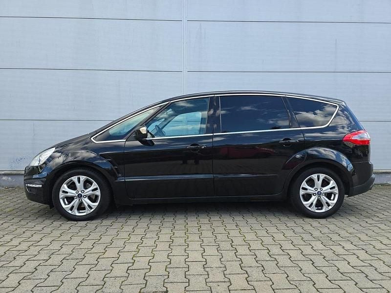 Schwarz Gebraucht 2012 Ford S-MAX Titanium Van / Kleinbus | 4.500 € (Guter Preis) - Bild 1/4