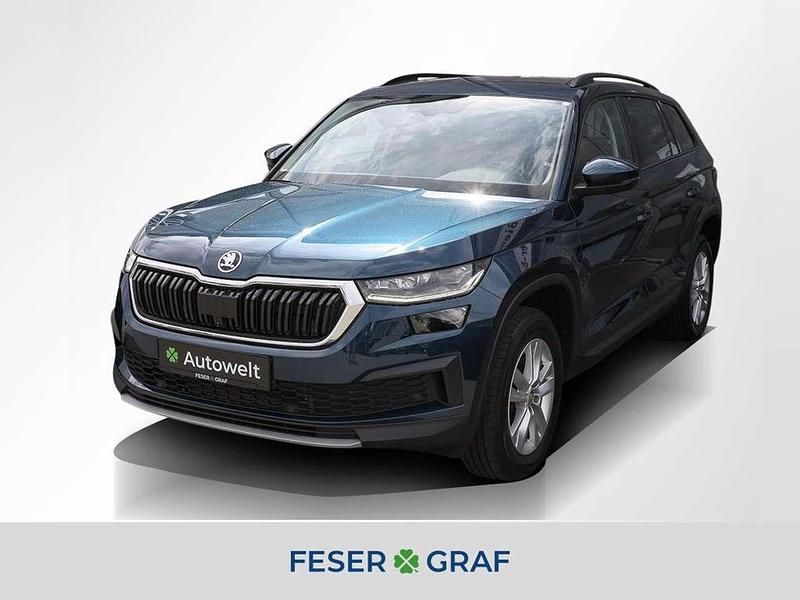 Lavablau met. Gebraucht 2022 Skoda Kodiaq Ambition SUV | 26.640 € (Guter Preis) - Bild 1/4