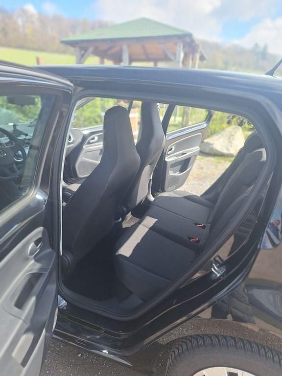 Gebraucht VW up! 65 PS (47 kW) 2023 Schwarz Kleinwagen