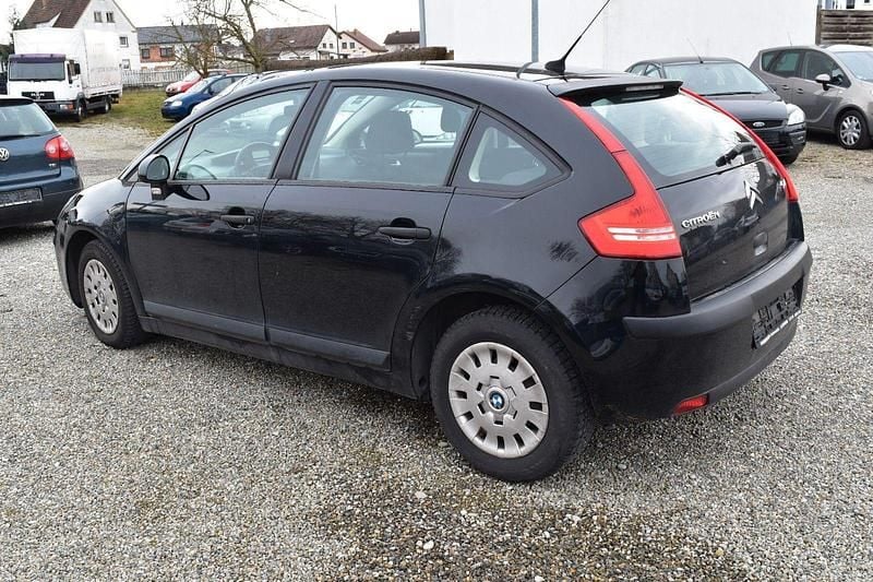 Gebraucht Citroën C4 Style 88 PS (64 kW) 2008 Schwarz Limousine
