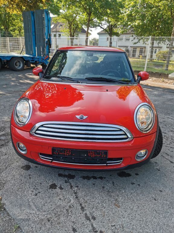Rot Gebraucht 2010 Mini ONE Kleinwagen | 4.299 € (Fairer Preis) - Bild 1/4