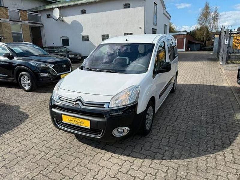 Gebraucht Citroën Berlingo SELECTION 92 PS (67 kW) 2013 Weiß Van / Kleinbus