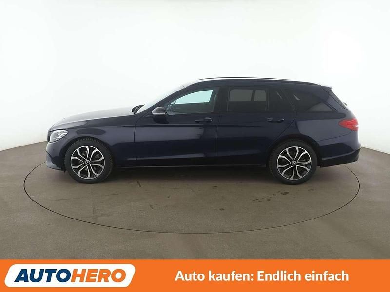 Gebraucht Mercedes C220 Avantgarde 194 PS (142 kW) 2020 Blau Kombi