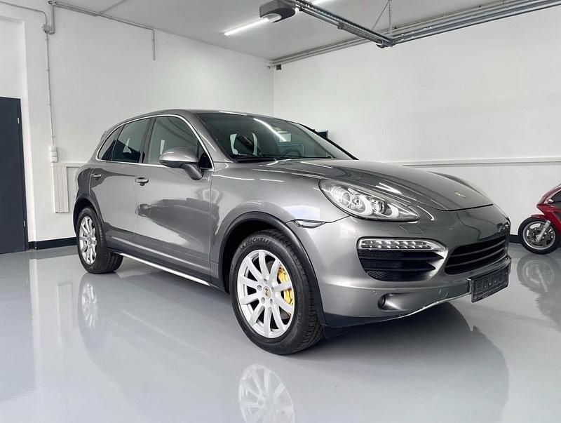 Gebraucht Porsche Cayenne S 400 PS (294 kW) 2012 Grau SUV