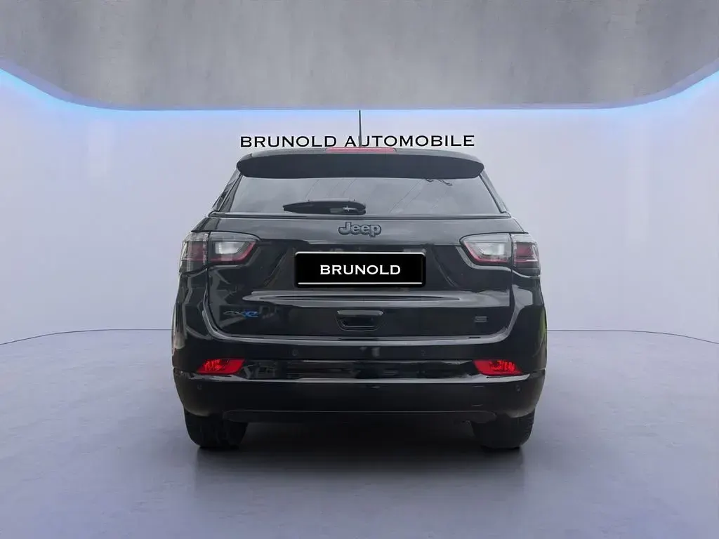 Gebraucht Jeep Compass 179 PS (131 kW) 2022 Schwarz SUV