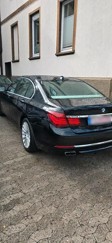 Gebraucht BMW 750 Performance 450 PS (330 kW) 2013 Schwarz Limousine