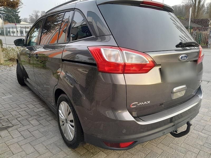 Gebraucht Ford C-MAX 125 PS (91 kW) 2017 Van / Kleinbus