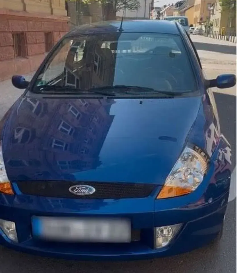 Gebraucht Ford SportKa 95 PS (69 kW) 2004 Kleinwagen