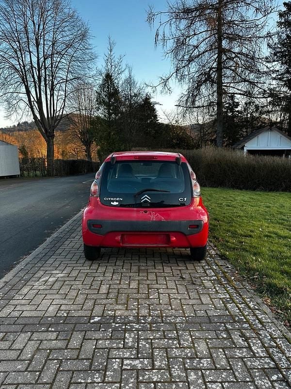 Gebraucht Citroën C1 68 PS (50 kW) 2009 Rot Kleinwagen