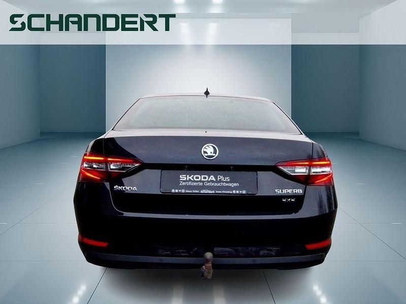 Gebraucht Skoda Superb Style 190 PS (139 kW) 2018 Schwarz (schwarzmagic perleffekt (schwa (metallic) Limousine